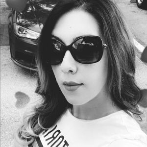 Meet your Posher, Dunia